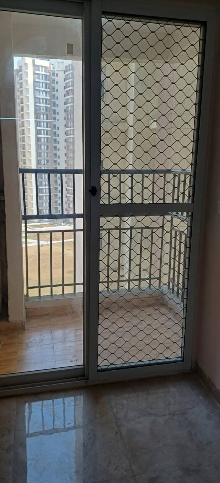 Room, amrapali-golf-homes 3 Bedroom 1595 Sq.Ft. Apartment In Sector 4, Greater Noida Greater Noida 8122146