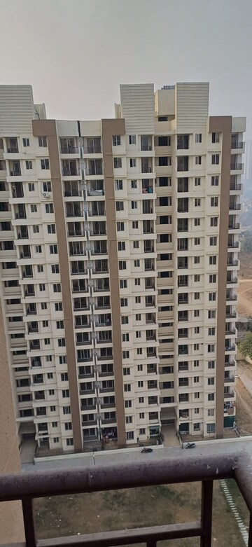 3 BHK Apartment – Exterior View View at Amrapali Golf Homes, Sector 4, Greater Noida - for Sale