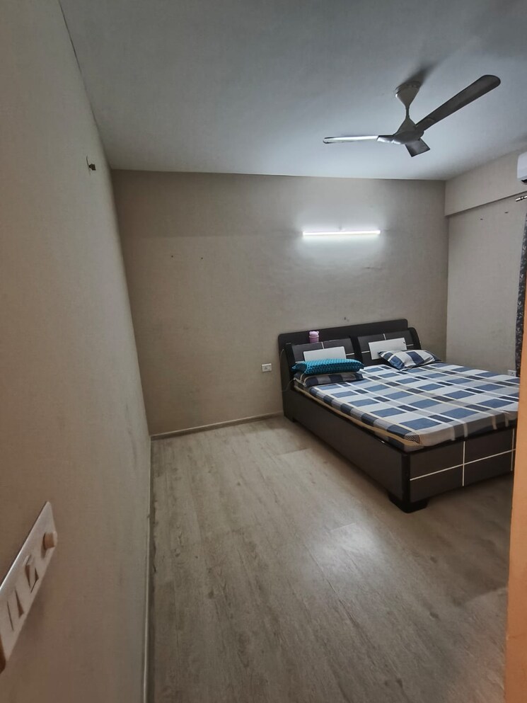 Bedroom, sector 74 3.5 Bedroom 2074 Sq.Ft. Apartment In Sector 74 Gurgaon 8122298