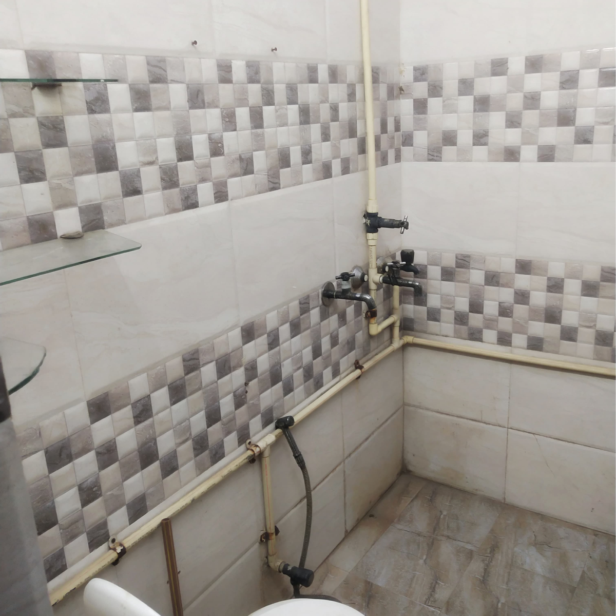 3.5 BHK + Servant Room Apartment For Sale in Shatabdi Vihar Sector-61