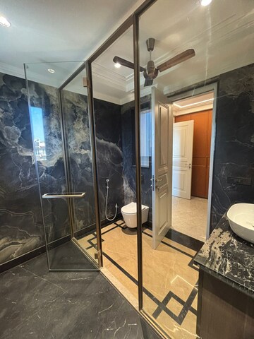 Gym in 5 BHK Builder Floor at Sector 60 – for Sale