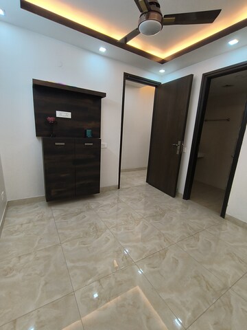 Room in 2 BHK Builder Floor at Malviya Nagar – for Sale