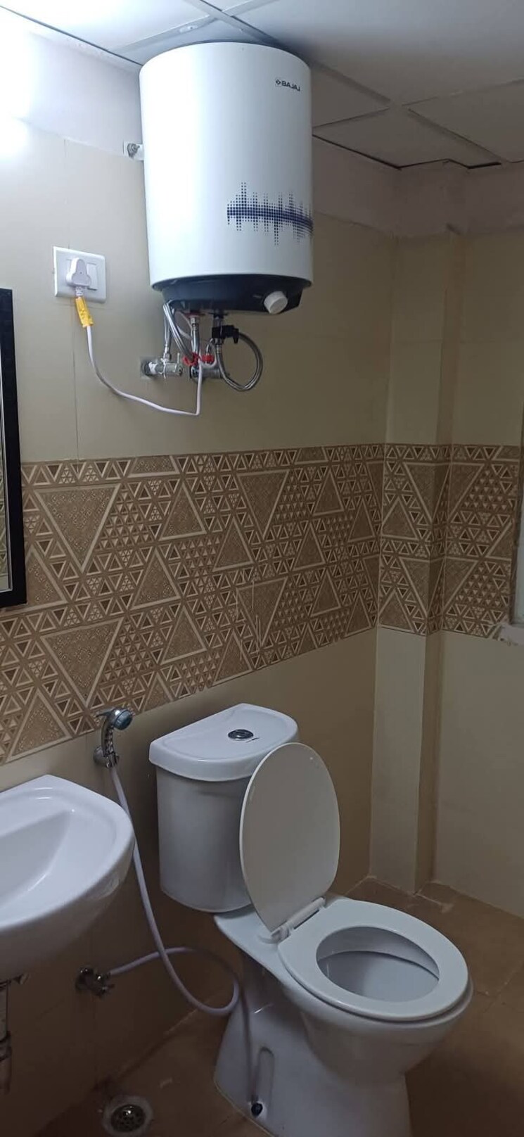 Bathroom, amrapali-leisure-park 2 Bedroom 955 Sq.Ft. Apartment In Amrapali Leisure Valley Greater Noida 8122447