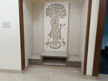 Bathroom in 3 BHK Builder Floor at BPTP District, Sector 81 – for Sale