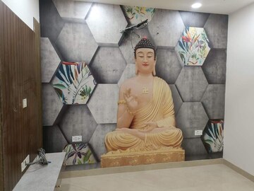 Parking in 3 BHK Builder Floor at BPTP District, Sector 81 – for Sale