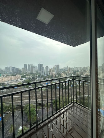 3 BHK Apartment For Rent in Aspen Park Goregaon East Mumbai  8122461