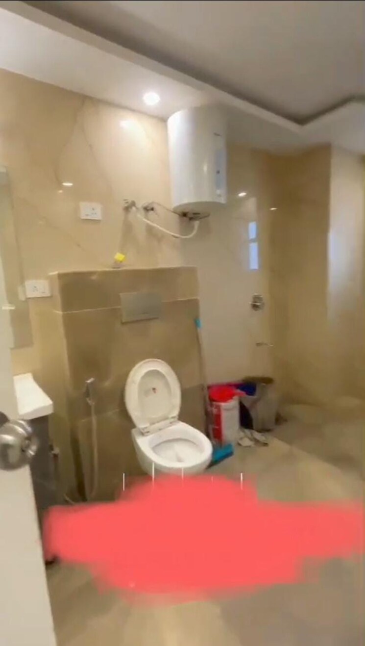 Bathroom, parklands 3 Bedroom 250 Sq.Yd. Builder Floor In Sector 85 Faridabad 8122547