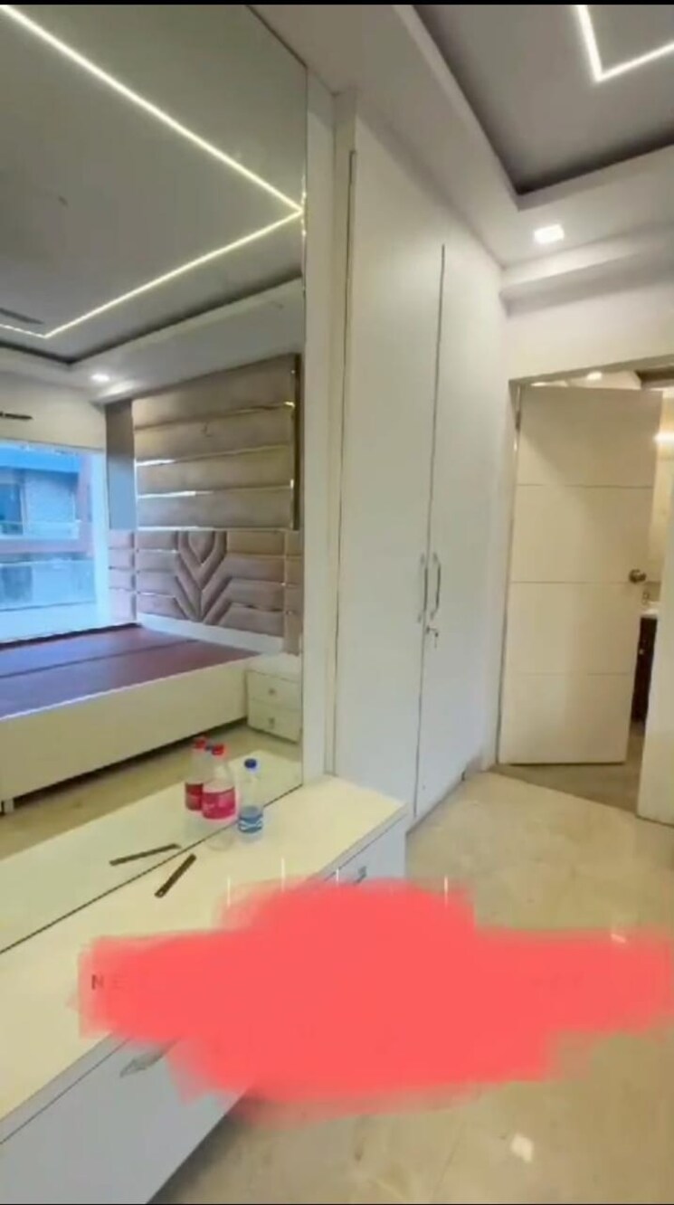 Bathroom, parklands 3 Bedroom 250 Sq.Yd. Builder Floor In Sector 85 Faridabad 8122547