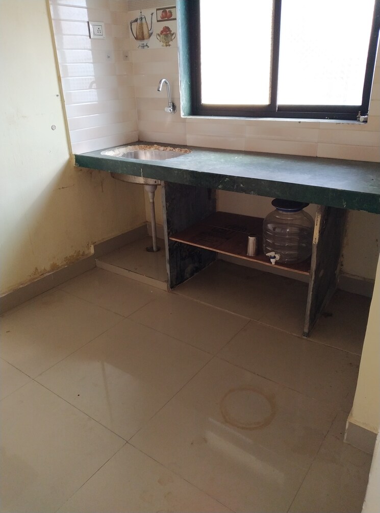 undefined, himpushpa-chs 1 Bedroom 650 Sq.Ft. Apartment In Airoli Sector 20 Navi Mumbai 8122567