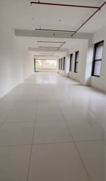  Showroom For Rent in Ambli Road