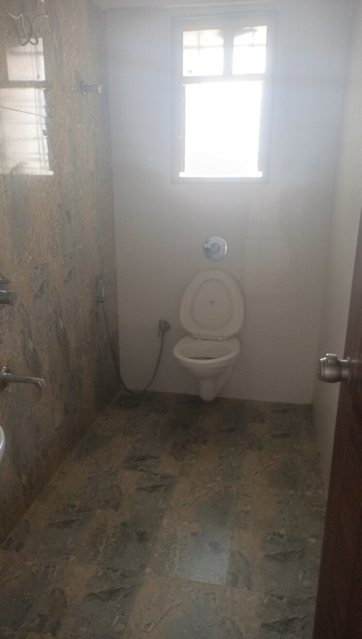 Bathroom, abhinav-pebbles-2 2 Bedroom 1000 Sq.Ft. Apartment In Bavdhan Pune 8122648