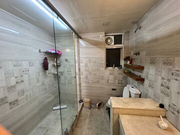 Bathroom in 4 BHK Apartment at 3C Lotus Boulevard Espacia, Sector 100 – for Rent