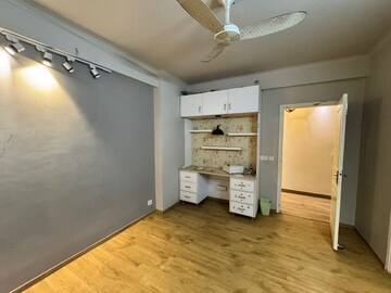 Room in 4 BHK Apartment at 3C Lotus Boulevard Espacia, Sector 100 – for Rent