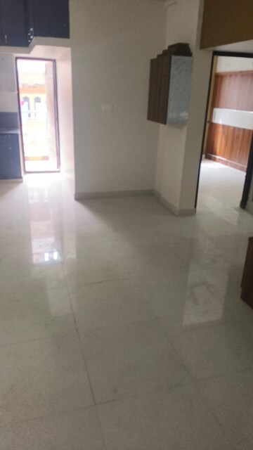Room in 2 BHK Apartment at Whitefield – for Rent