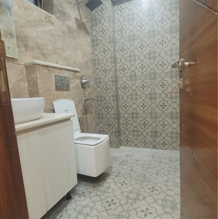 Bathroom, sector 1 4 Bedroom 370 Sq.Yd. Builder Floor In Sector 1 Gurgaon 8122756