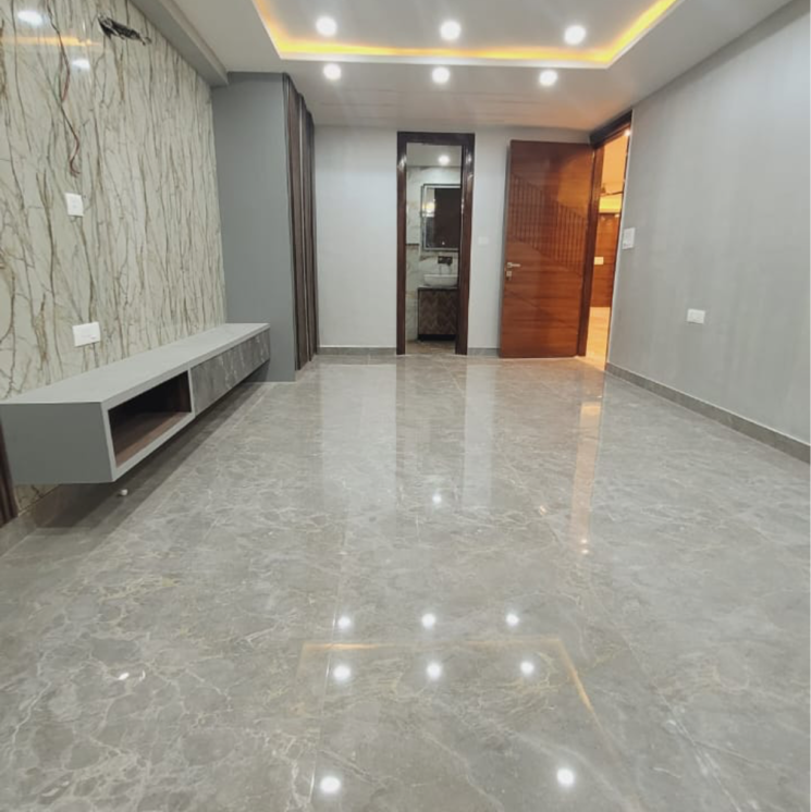 Room, sector 1 4 Bedroom 370 Sq.Yd. Builder Floor In Sector 1 Gurgaon 8122756