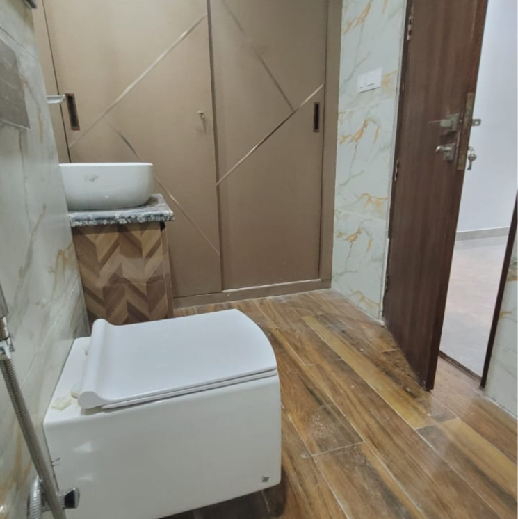 Bathroom, sector 1 4 Bedroom 370 Sq.Yd. Builder Floor In Sector 1 Gurgaon 8122756