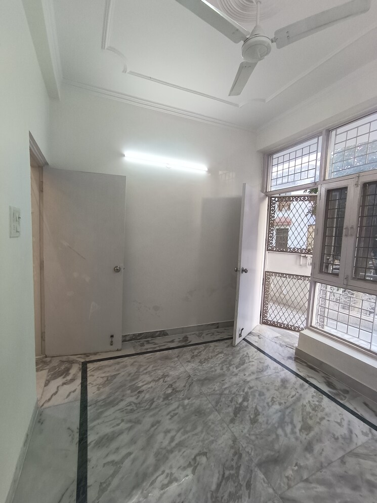 undefined, srishti-greenfield-homes 3 Bedroom 1500 Sq.Ft. Builder Floor In Green Fields Colony Faridabad 8122745