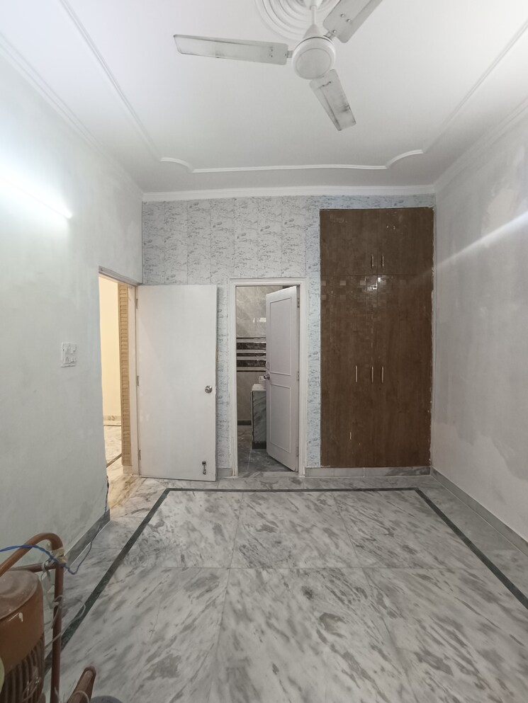 Room, srishti-greenfield-homes 3 Bedroom 1500 Sq.Ft. Builder Floor In Green Fields Colony Faridabad 8122745