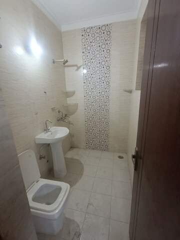 Bathroom in 3 BHK Builder Floor at Sector 42 – for Sale