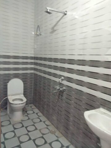 Bathroom in 2 BHK Builder Floor at Sector 42 – for Sale