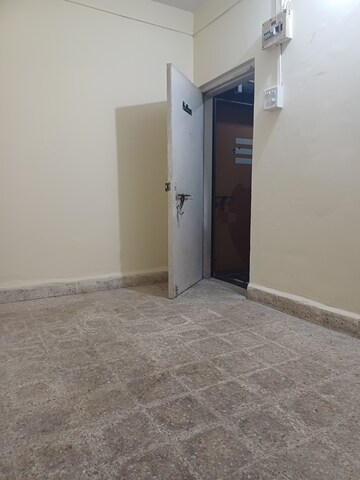 Bedroom in 1 BHK Apartment at Ghansoli – for Rent