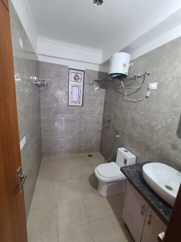 Bathroom in 3 BHK Builder Floor at SS Southend Floors, South City 2 – for Rent