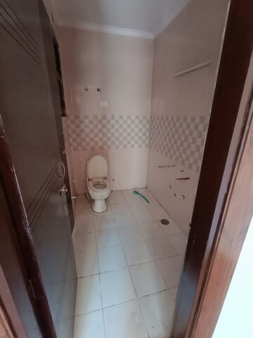 Bathroom in 3 BHK Builder Floor at Sector 42 – for Sale