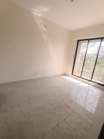 Room in 2 BHK Apartment at Shree Morivali Richmand Park, Ambernath East – for Rent