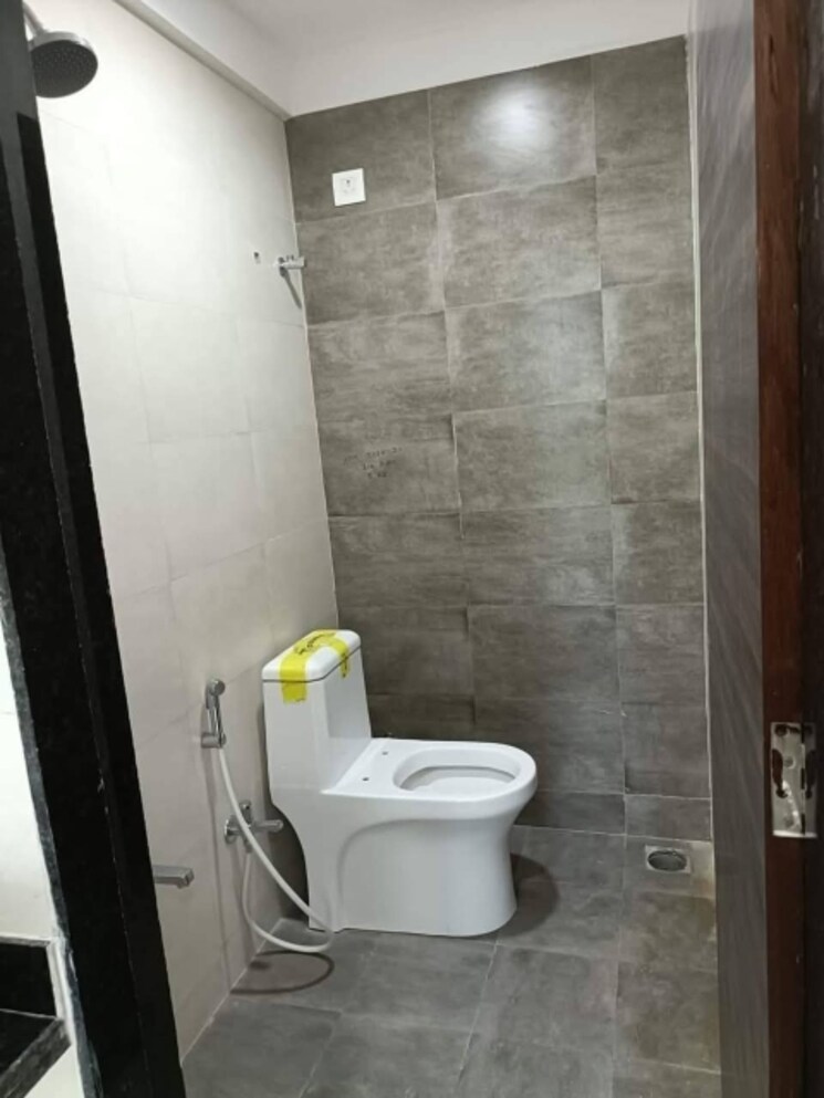 Bathroom, khandeshwar 1 Bedroom 680 Sq.Ft. Apartment In Khandeshwar Navi Mumbai 8122849