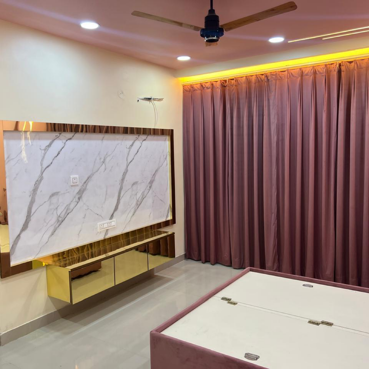 3 BHK Apartment For Sale in Ajnara Homes