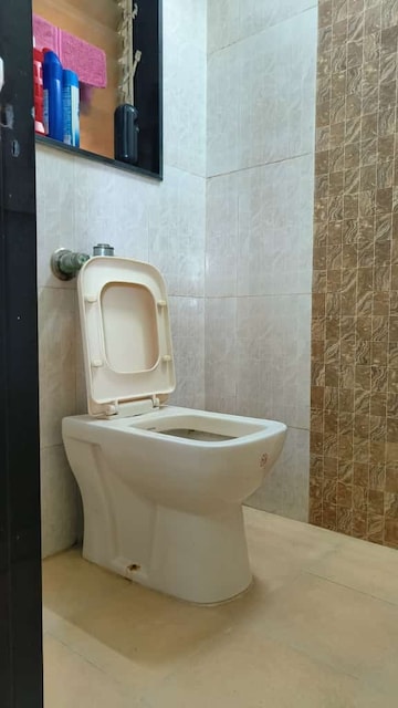Bathroom in 2 BHK Apartment at Kalpak Estate, Wadala – for Rent