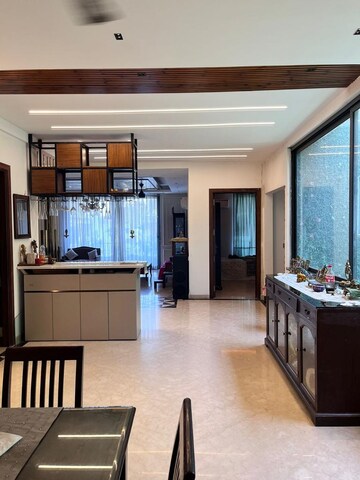 Living Room in 4 BHK Builder Floor at SS Mayfield Gardens, Sector 51 – for Rent