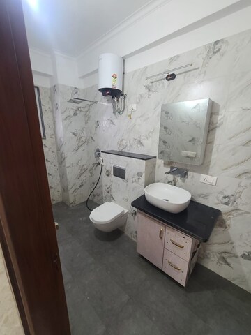 Attached Bathroom in 3 BHK Builder Floor at SS Southend Floors, South City 2 – for Rent