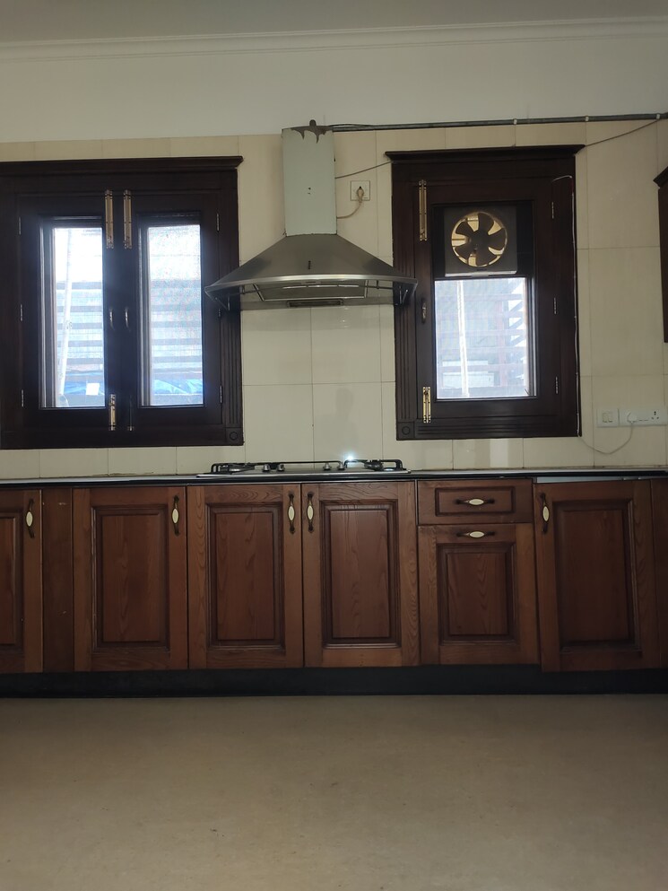 undefined, kailash colony 3 Bedroom 2700 Sq.Ft. Builder Floor In Kailash Colony Delhi 8122920