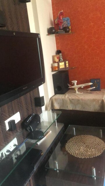 Furnished Amenities in 2 BHK Apartment at Jalvayu Vihar Powai, Powai – for Rent