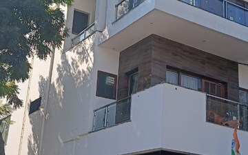 6+ BHK Villa For Sale in Sector 36