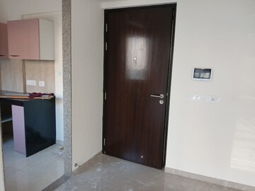 Room in 2 BHK Apartment at LnT Veridian, Powai – for Rent