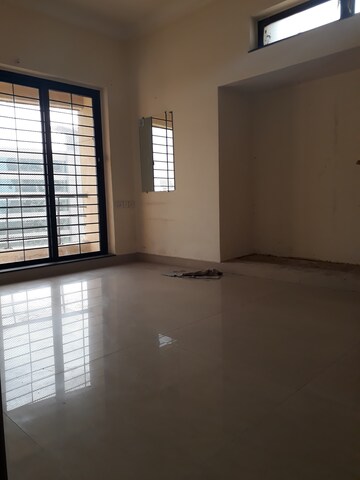 Room in 2 BHK Apartment at K Raheja Interface Heights, Malad West – for Sale