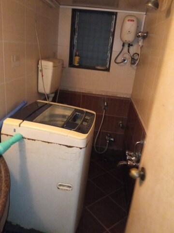 Master Bedroom in 2 BHK Apartment at Marble Arch Malad West, Malad West – for Rent