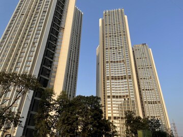 3 BHK Apartment – Exterior View View at Oberoi Sky City, Borivali East - for Rent