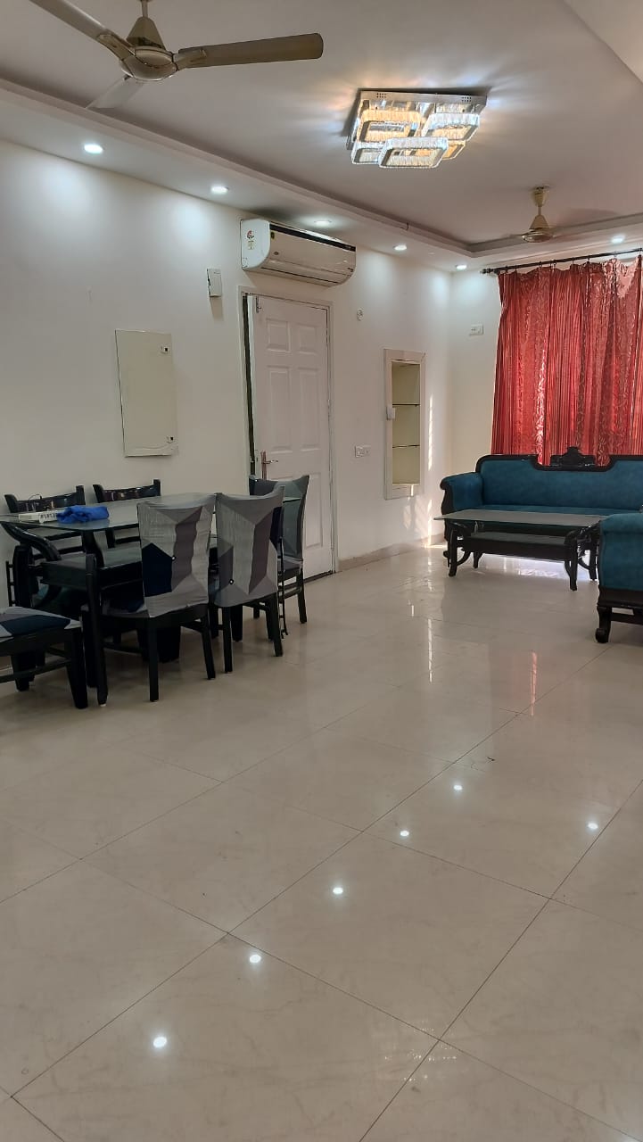 3 BHK + Extra Room Apartment For Sale in Unitech Fresco