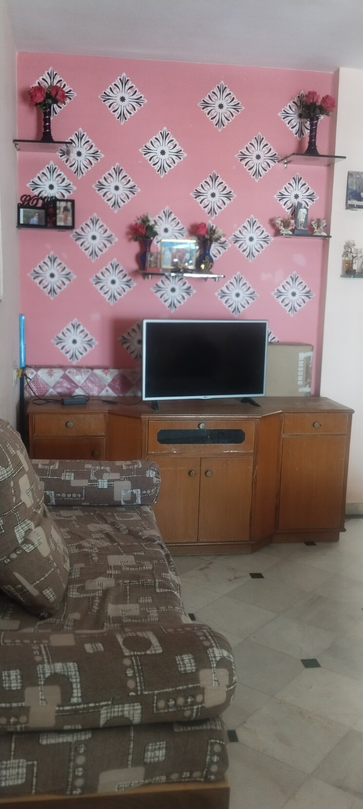 Living Room, satellite 3 Bedroom 1377 Sq.Ft. Penthouse In Satellite Ahmedabad 8123112