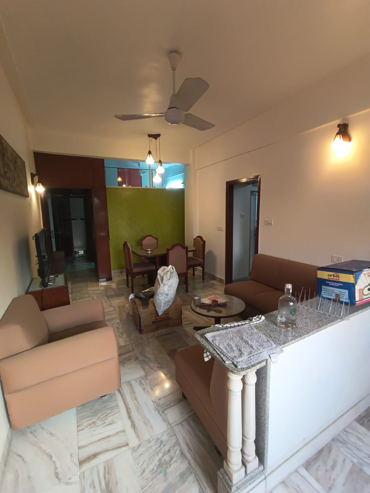 1 BHK + Extra Room Apartment For Sale in Colaba 