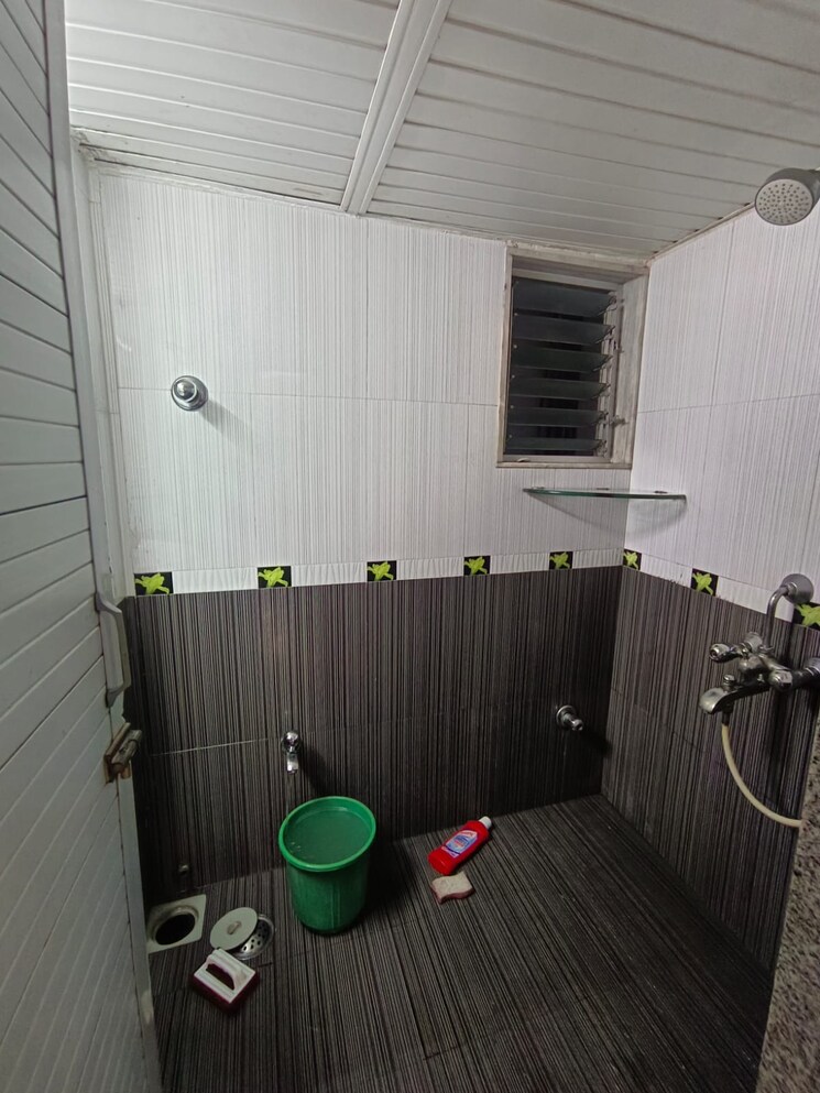 Bathroom, colaba 1 Bedroom 500 Sq.Ft. Apartment In Colaba Mumbai 8123119