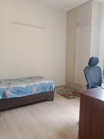 Bedroom in 3.5 BHK Apartment at Unitech The Residences Sector 33, Sector 33 – for Rent