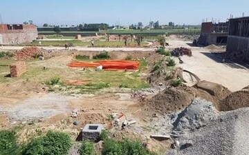 Plot For Sale in Sikandrabad