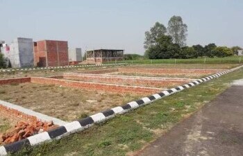Plot For Sale in Sikandrabad