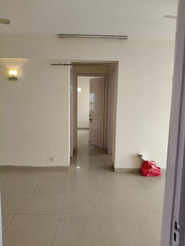 Room in 4 BHK Builder Floor at Ardee City, Sector 52 – for Rent
