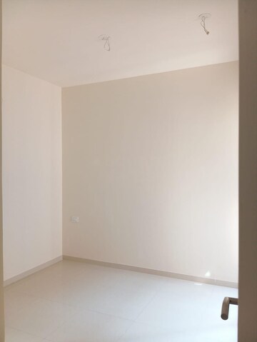 Room in 2 BHK Apartment at Godrej Green Cove, Mahalunge – for Rent
